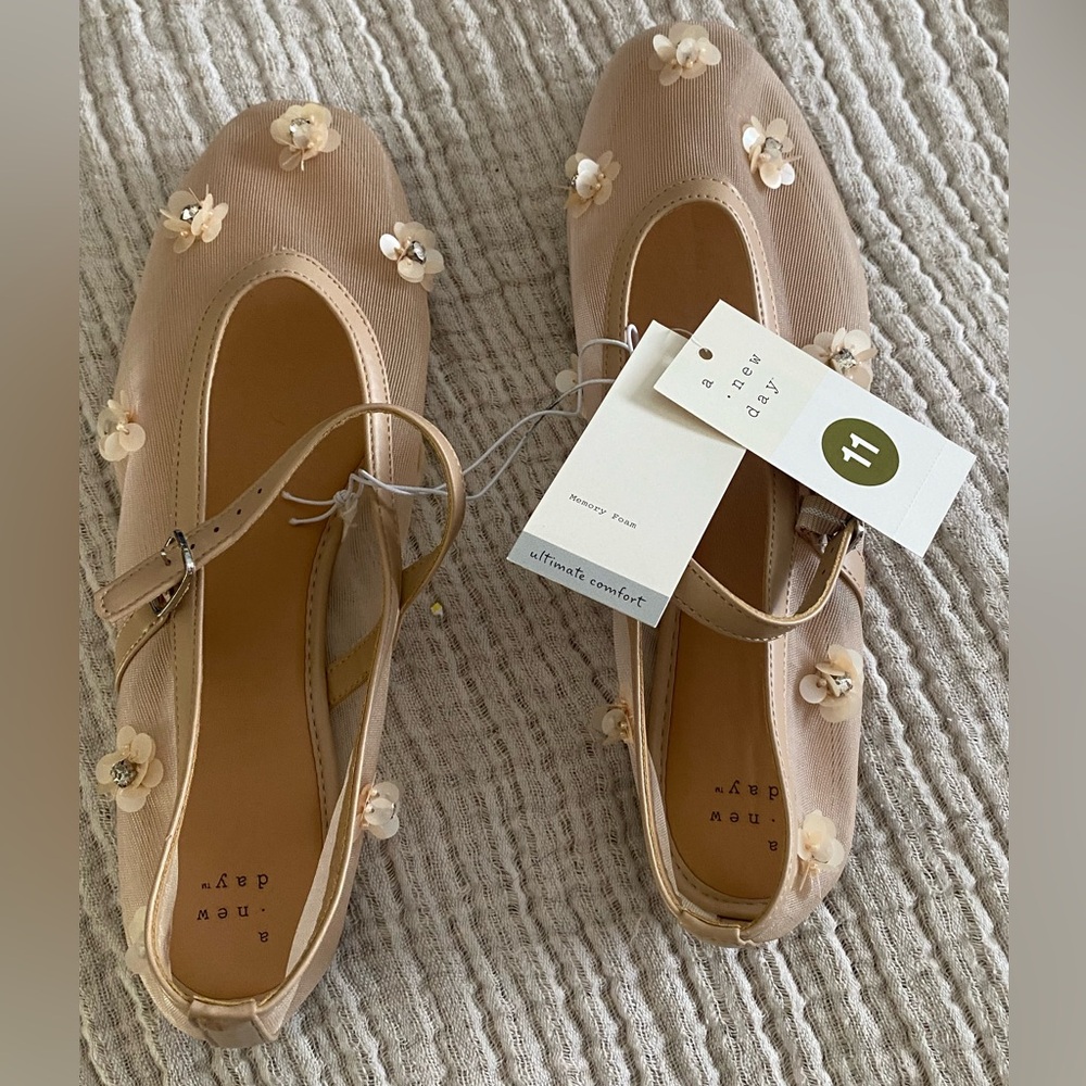 a new day Cream Floral Embellished Flats - Picture 2 of 5